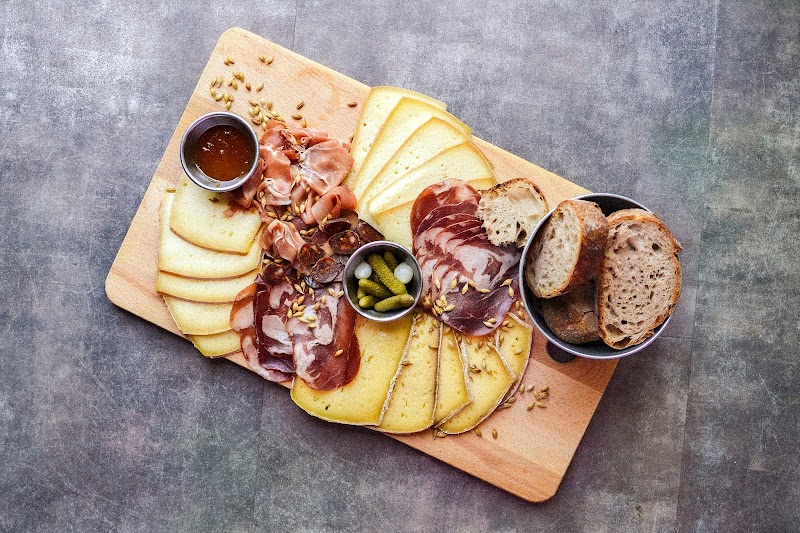 Restaurant BAR DULION – on n’est pas trop malt à Rillieux-la-Pape, France