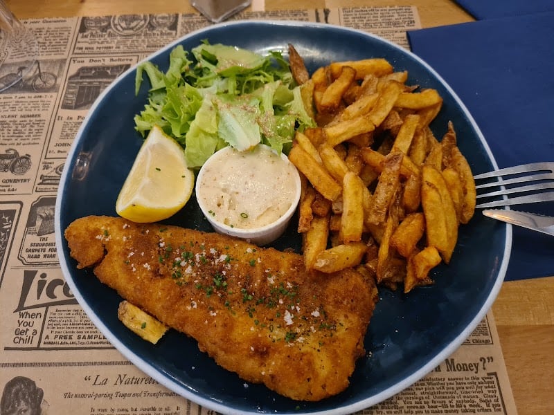 Restaurant Bar Moderne à Pontoise, France