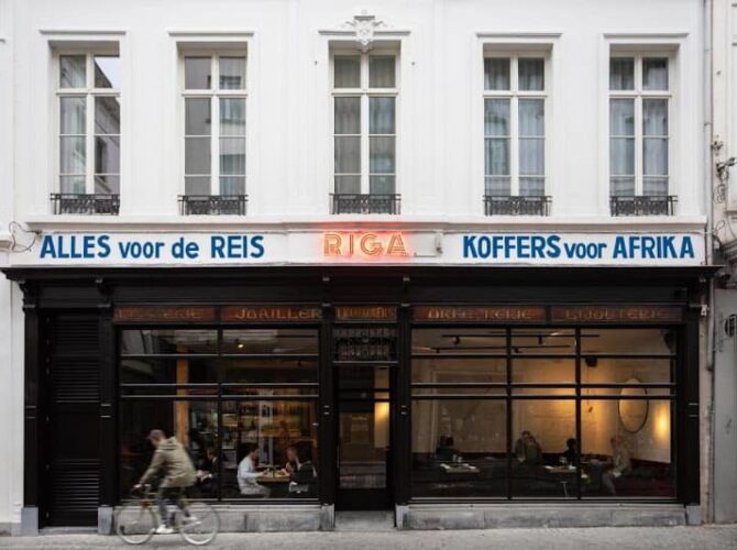 Restaurant Bar Riga 🇮🇹 à Anvers, Belgique