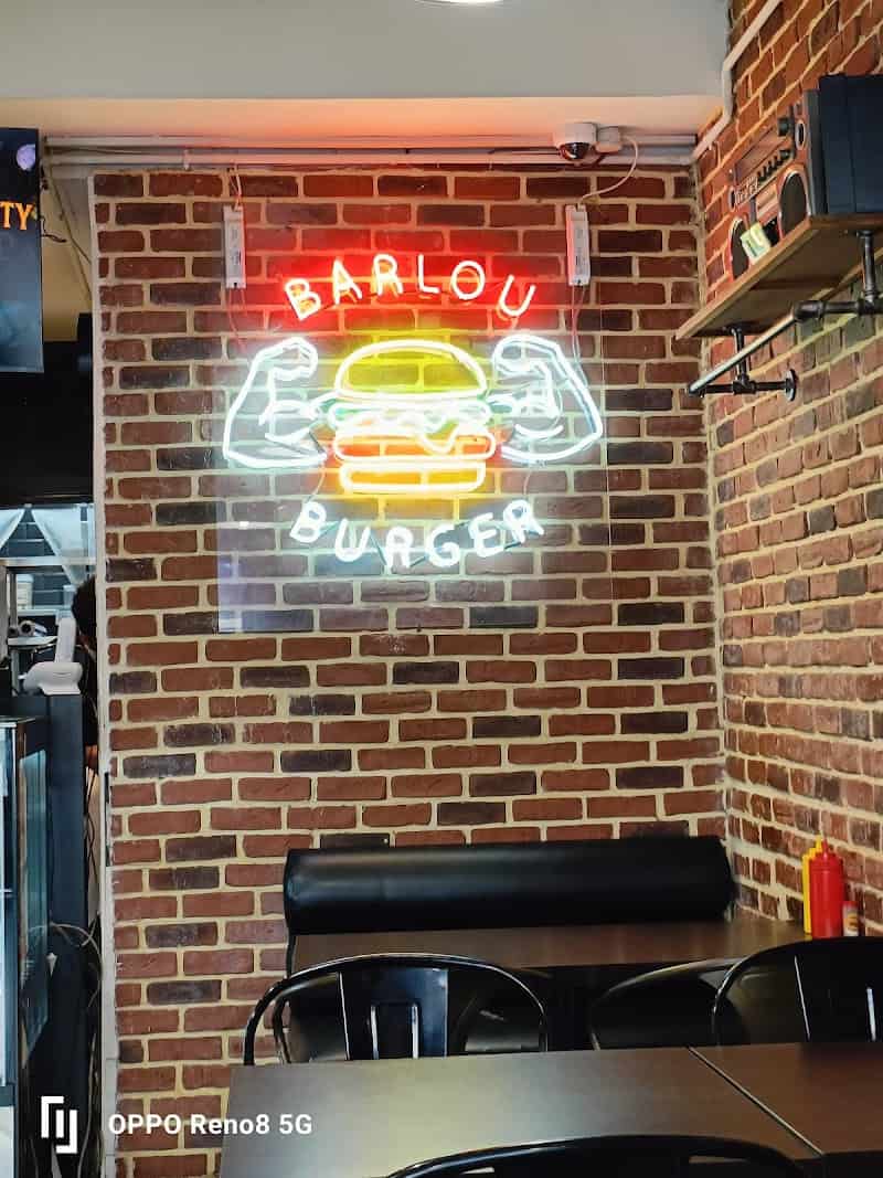 Restaurant Barlou Burger à Pontoise, France