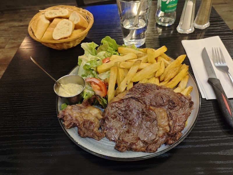 Restaurant Bear Café à Ivry-sur-Seine, France