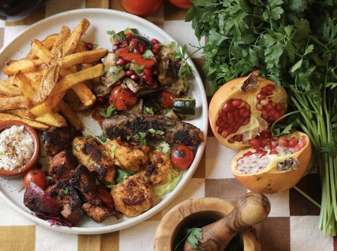 BERYTUS Café Restaurant à Pontoise, France