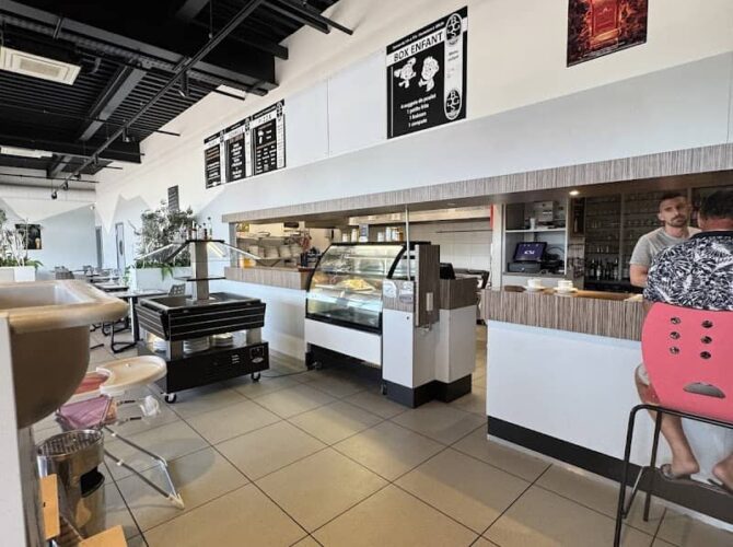 Restaurant BGS Brasserie Food à Mirecourt, France