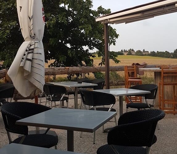 Restaurant BISTRO 113 à Saint-Martin-Lalande, France