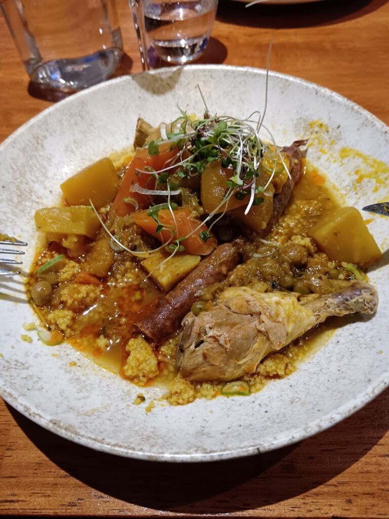Restaurant Bistro Le Glacier à Villeneuve-sur-lot, France — photo 1