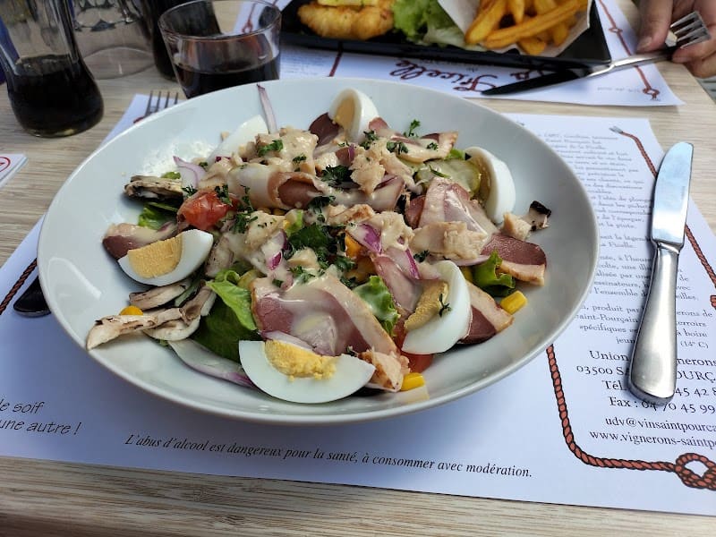 Restaurant Bistrot Des Halles à Rochefort, France