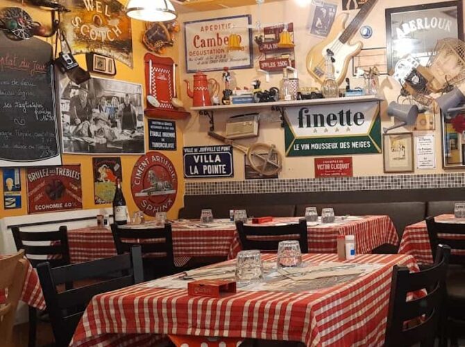 Restaurant Bistrot Des Halles à Rochefort, France