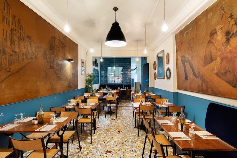 Restaurant Bistrot Des Rosiers à Saint-Ouen-sur-Seine, France