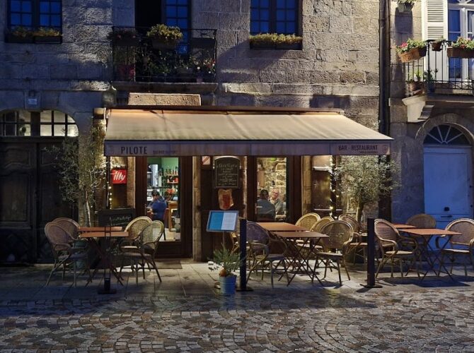 Restaurant Bistrot Pilote à Dinan, France