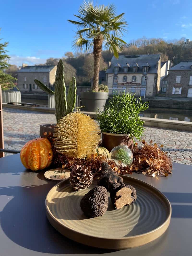 Restaurant Bistrot Pilote à Dinan, France