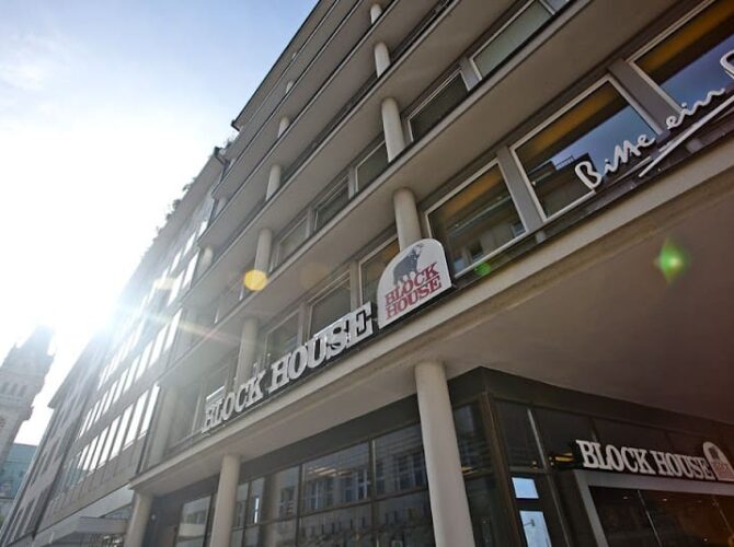Restaurant BLOCK HOUSE Jungfernstieg à Hamburg (Hambourg), Allemagne