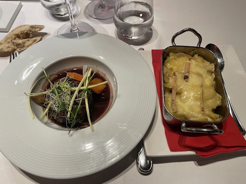 Restaurant Bonne Franquette Janvry à Janvry, France