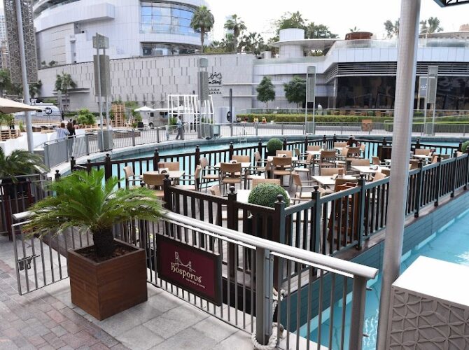 Restaurant Bosporus Turkish Cuisine – The Dubai Mall à Dubaï, Émirats arabes unis