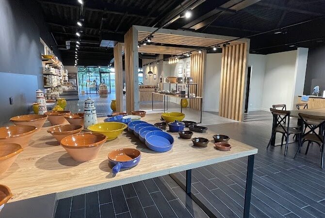 Restaurant Boutique Maison Rivière – Vente Cassoulet frais & Plats français du Sud-ouest – Castelnaudary à Castelnaudary, France