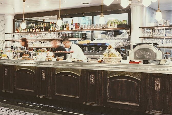 Restaurant Brasserie 1901 à Courbevoie, France