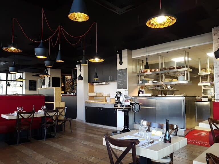 Restaurant Brasserie a 4 Temps à Carcassonne, France — photo 1