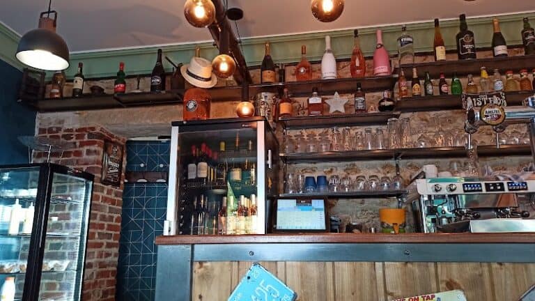 Restaurant BRASSERIE DES 5 FRERES à Ivry-sur-Seine, France — photo 1
