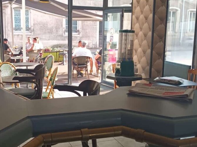 Restaurant Brasserie Jeanne d’Arc à Mirecourt, France