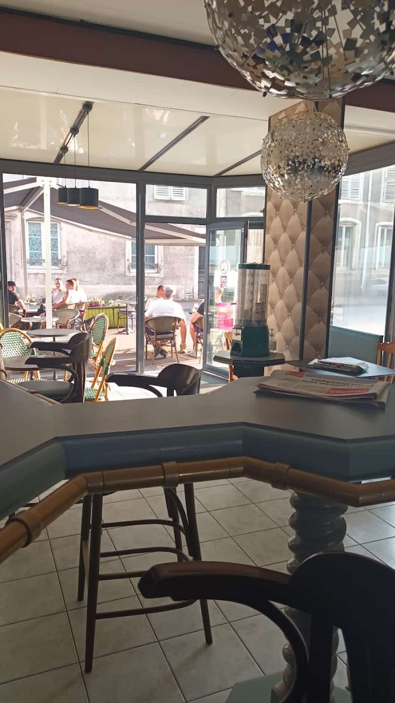 Restaurant Brasserie Jeanne d’Arc à Mirecourt, France