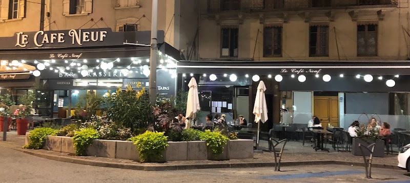 Restaurant Brasserie La café neuf à Belley, France