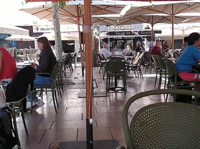 Restaurant Brasserie L’Etage à Valence, France