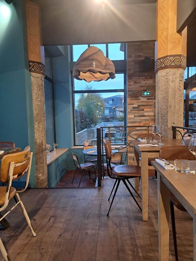 Restaurant Brasserie Zaï Zaï à Dinan, France — photo 1