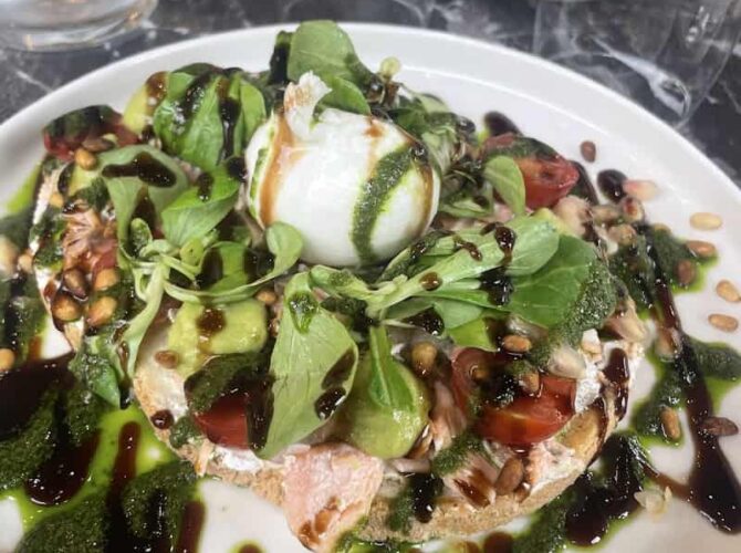 Restaurant Brunch à L’ Ambassade à Gennevilliers, France