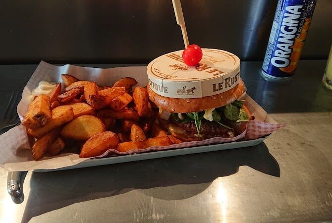 Restaurant Burger Shop à Rochefort, France