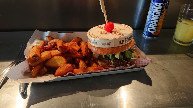 Restaurant Burger Shop à Rochefort, France