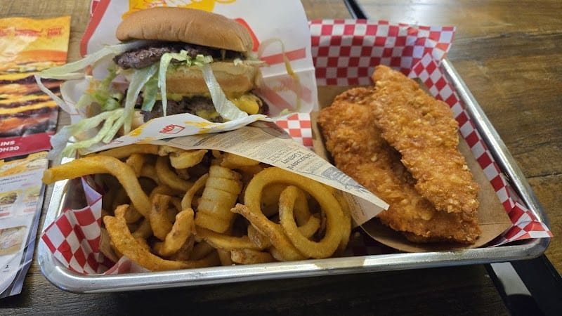 Restaurant ÇA VA SMASHER ! à Enghien-les-Bains, France