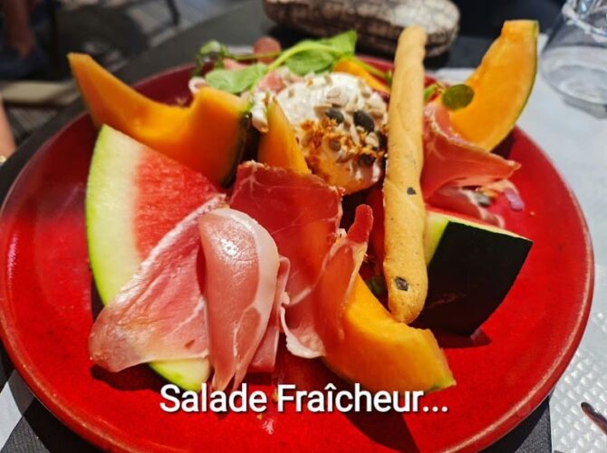 Restaurant Café du Progrès – Bormes-les-Mimosas à Bormes-les-Mimosas, France