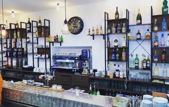 Restaurant Café La Royale à Gardanne, France