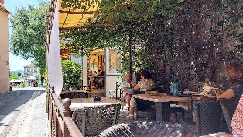 Café Le Clem’s Restaurant à Grimaud, France