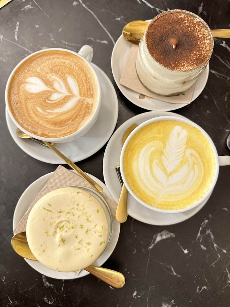 Restaurant Café P’tit Dessert à Metz, France