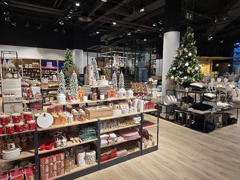 Restaurant CAP3000 – Shopping Mall à Saint-Laurent-du-Var, France