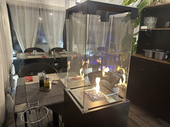 Restaurant Carré dés Lys à Bormes-les-Mimosas, France