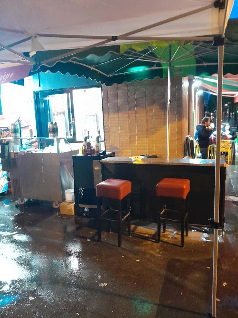 Restaurant Casa di mama à Saint-Denis, France