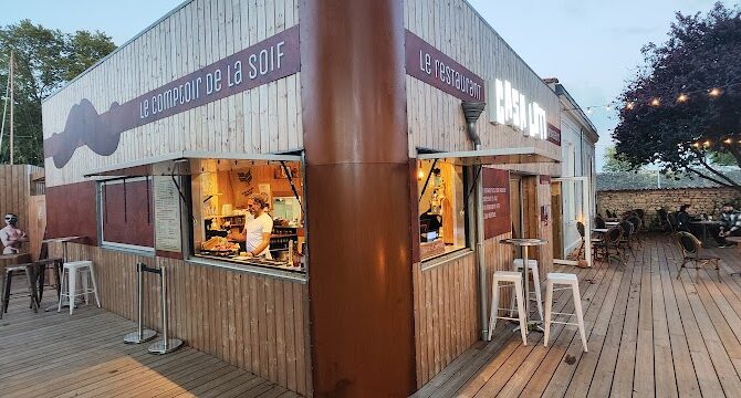 Restaurant Casa Loti à Rochefort, France