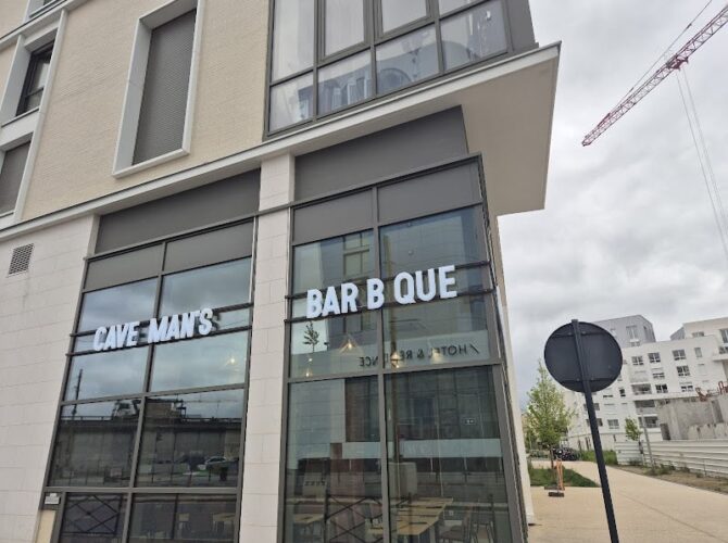 Restaurant CaveMan’s BAR-B-QUE à Colombes, France