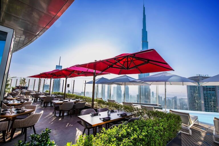 Restaurant CÉ LA VI à Dubaï, Émirats arabes unis — photo 1