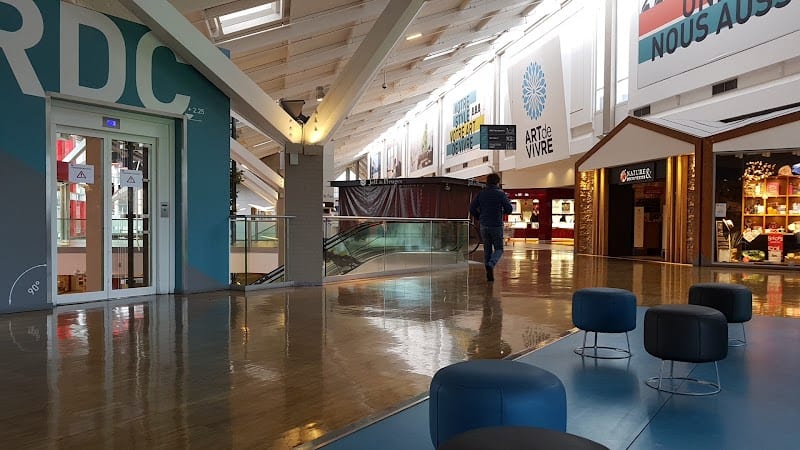 Restaurant Centre commercial Art de Vivre à Éragny, France