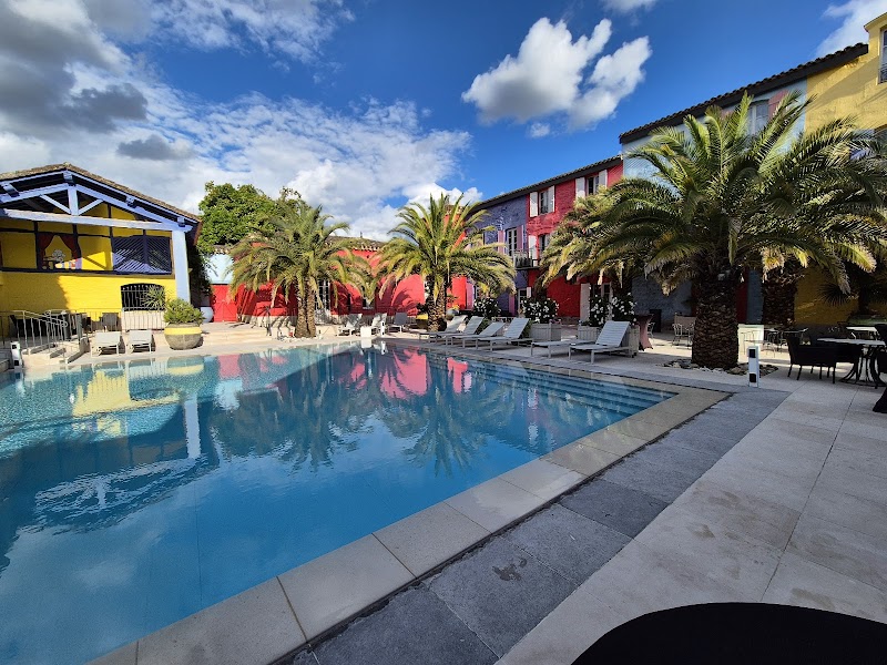 Restaurant Château Le Stelsia à Saint-Sylvestre-sur-Lot, France