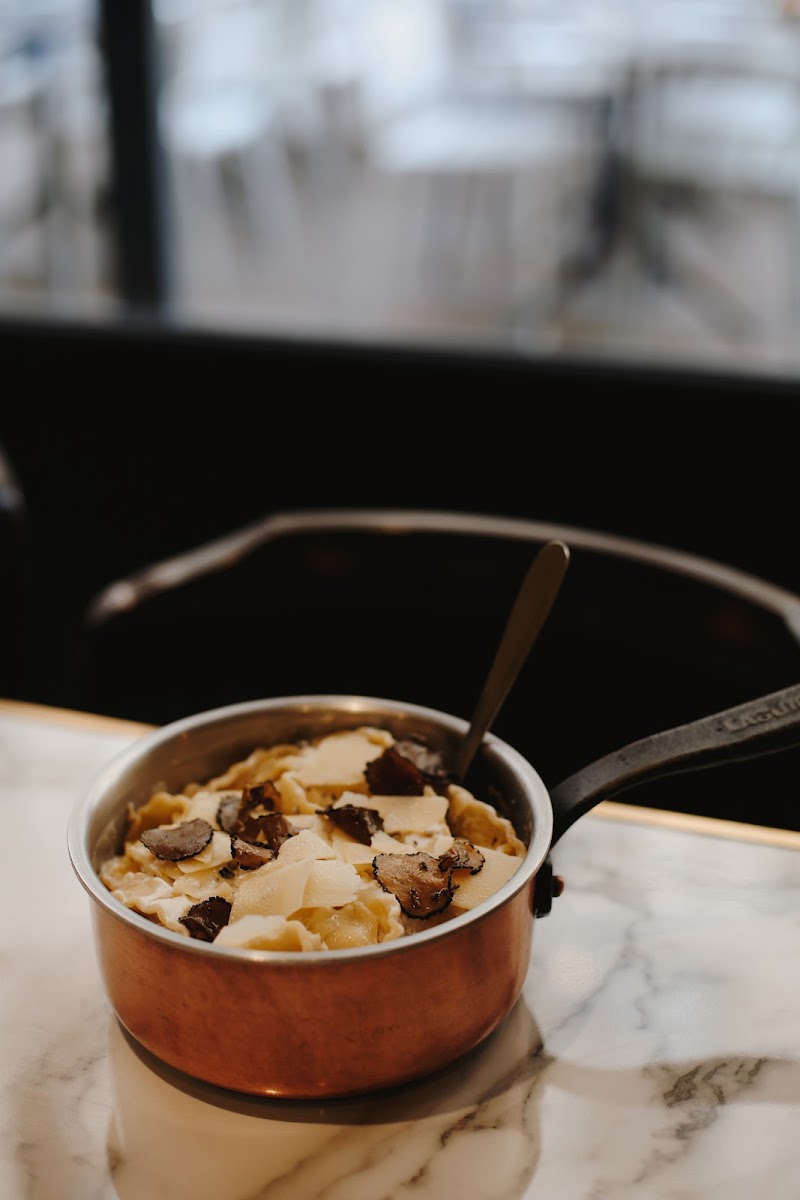 Chez Carlo Cordeliers – Restaurant Italien & Pizzeria Lyon à Lyon, France