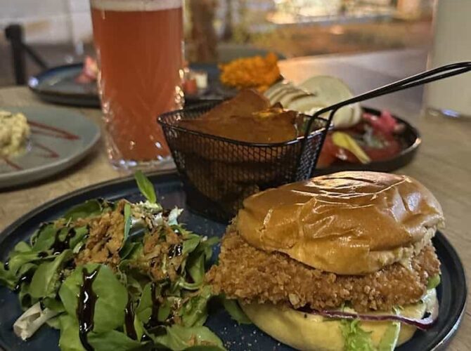 Restaurant Chez Charlot à Marseille, France