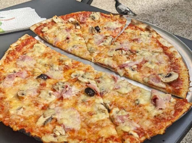 Restaurant Chez Fergo pizza à Gardanne, France