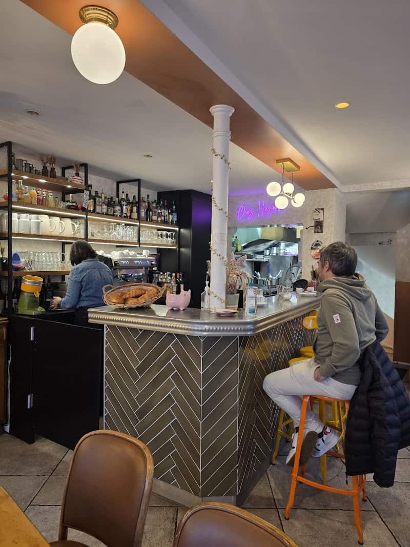 Restaurant Chez Huguette à Saint-Ouen-sur-Seine, France