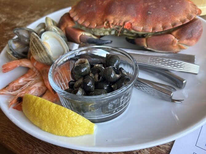 Restaurant Chez Jaouen – Dégustation de fruits de mer à Saint-Philibert, France