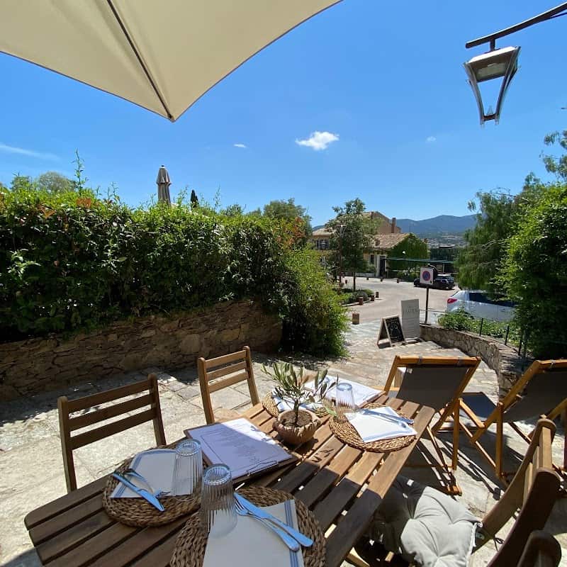 Restaurant Chez Jeff et Ju à Grimaud, France