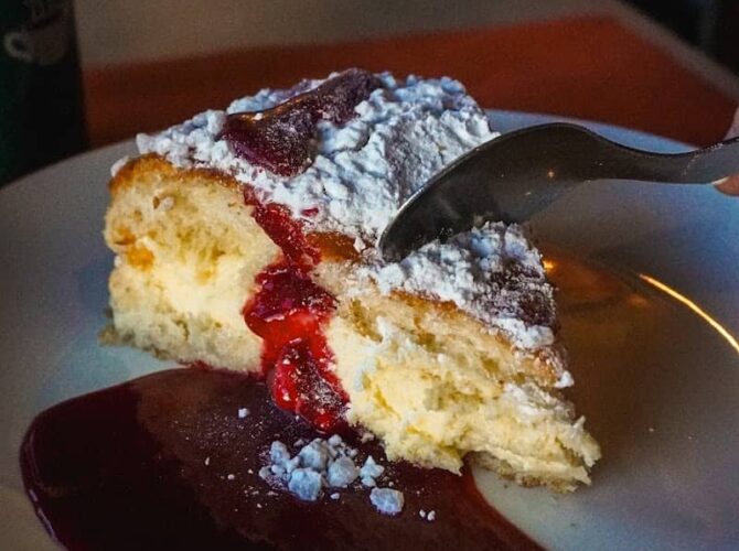 Restaurant Chez John à Cogolin, France