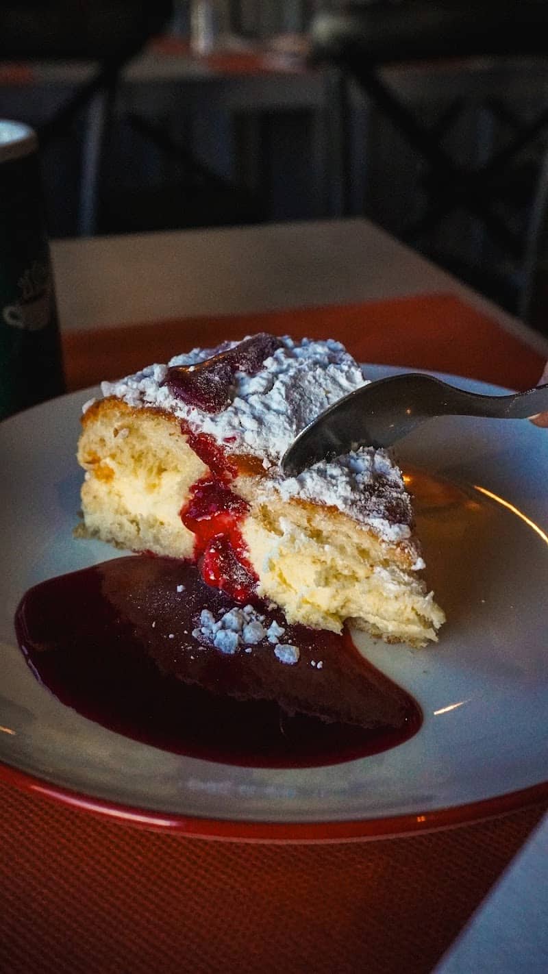 Restaurant Chez John à Cogolin, France